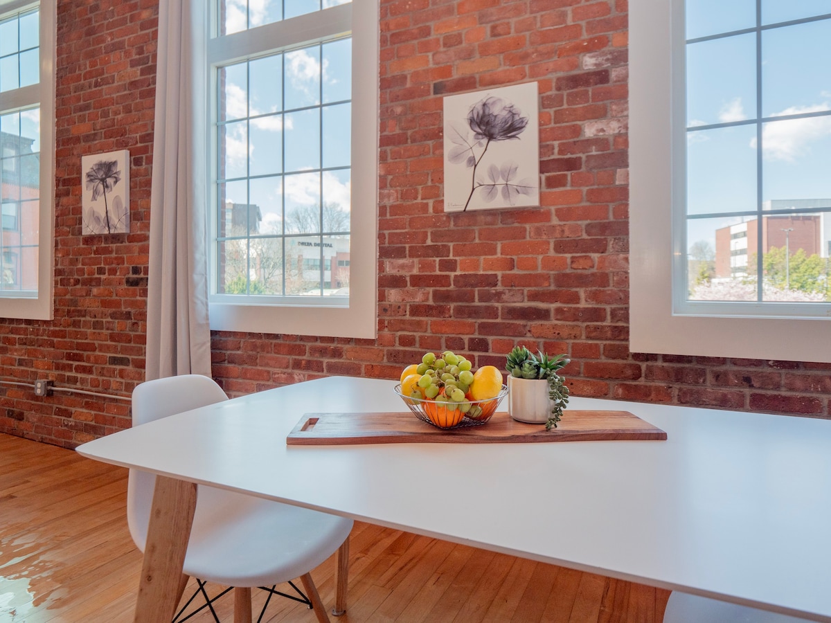 Jennifer’s Historic Brick Riverfront Loft