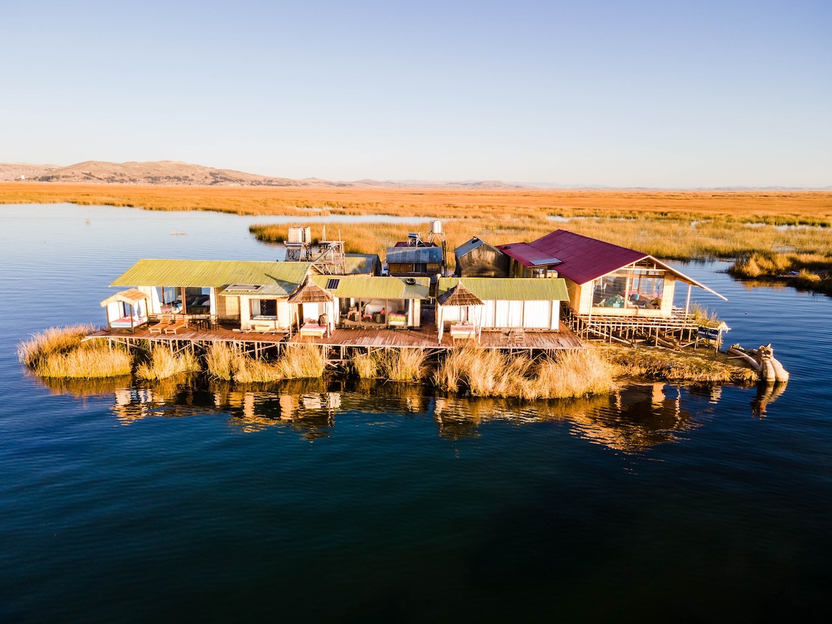 Uros Titicaca Double Room