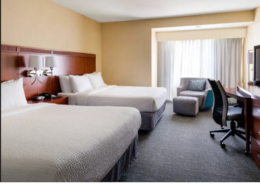 Spacious rooms in Cal Expo!