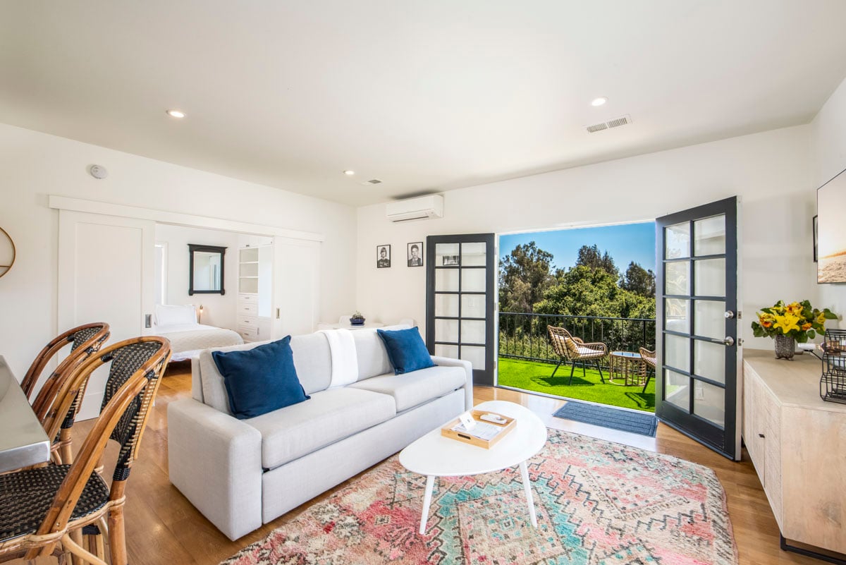 Montecito Coast Village Rd Apartment