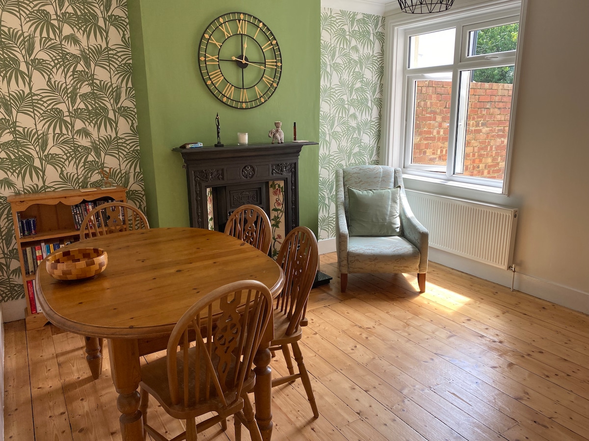 Goring terraced cottage