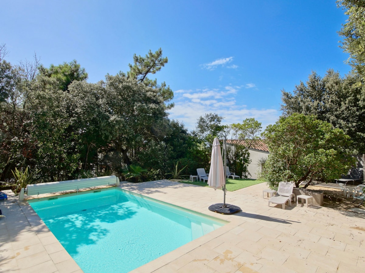 Maison calme aperçu mer avec piscine privée à 28°