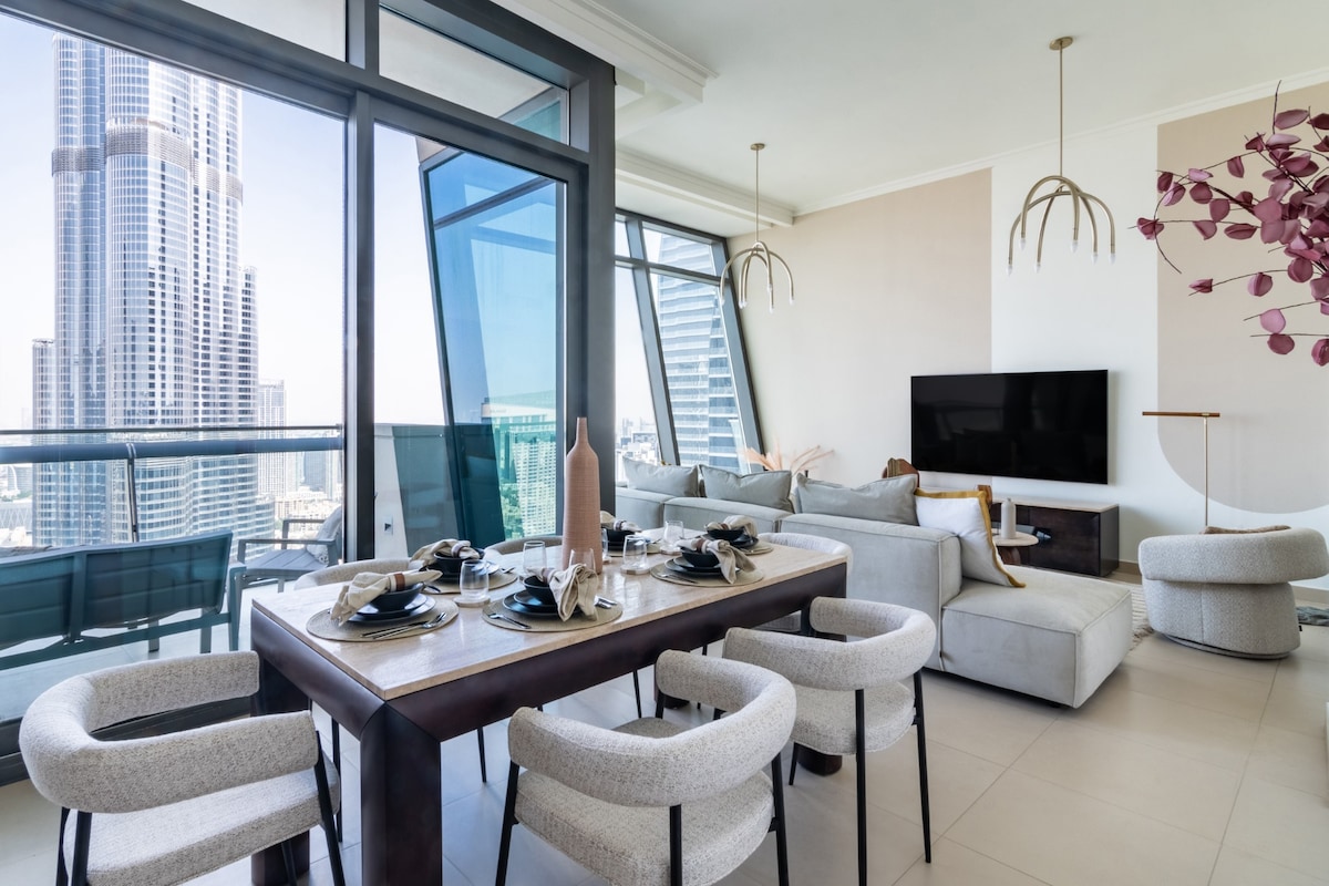 Extravagant 3 BR w/Burj Khalifa view!