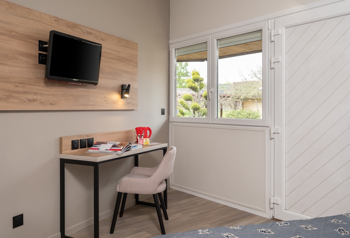 Connecting rooms for 4 in Montbeliard