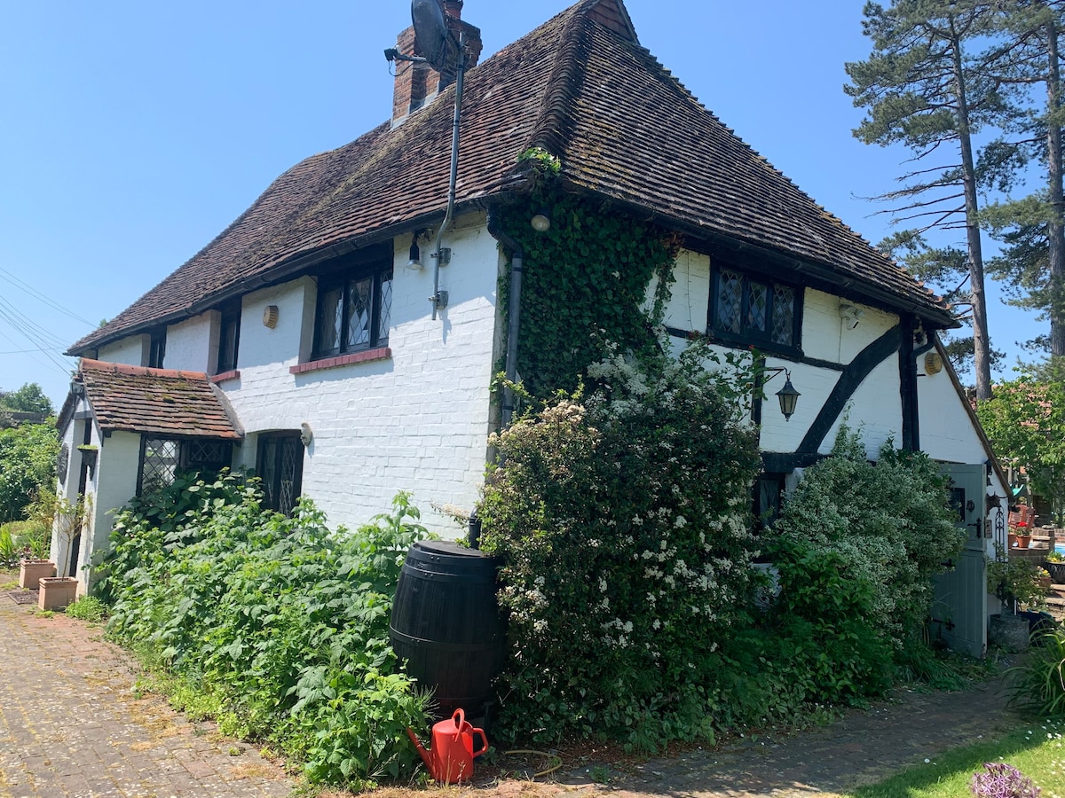 A lovely 500 year old cottage near Hickstead.