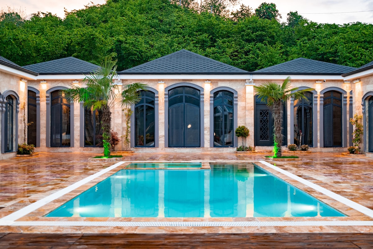 Luxury Family Villa
