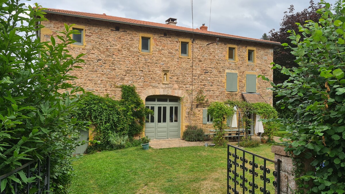 Maison de famille dans le Beaujolais vert