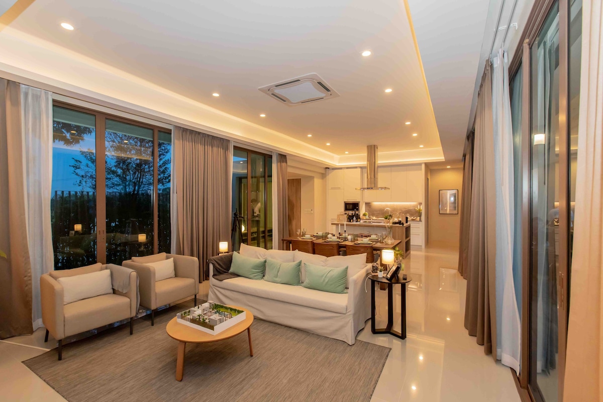 Icon Hua Hin 3-Bed Pool Villa with Prime Privacy