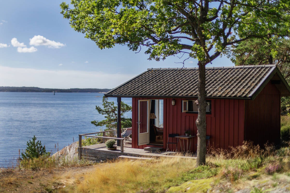 达拉罗（ Dalarö ）外的湖景-海景！