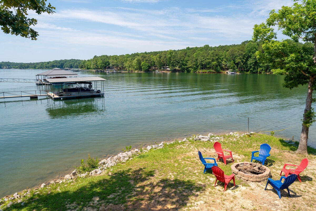 Lake Shore Oasis