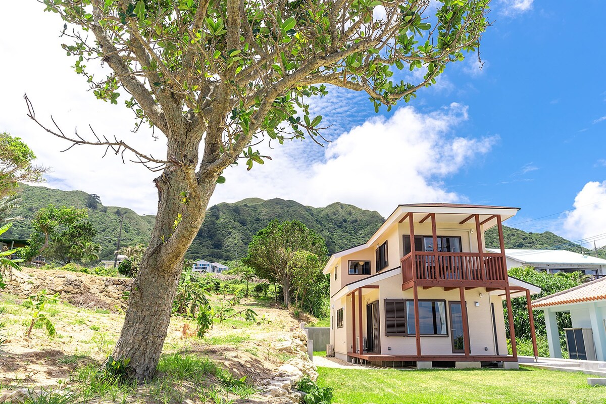 Brand New! Kabira Private Villa w/shiny ocean view
