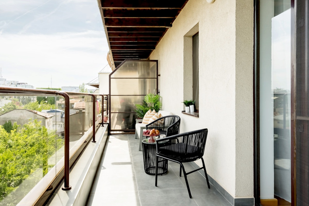 Vivando - Bright 1BR | Amazing Terrace + Parking