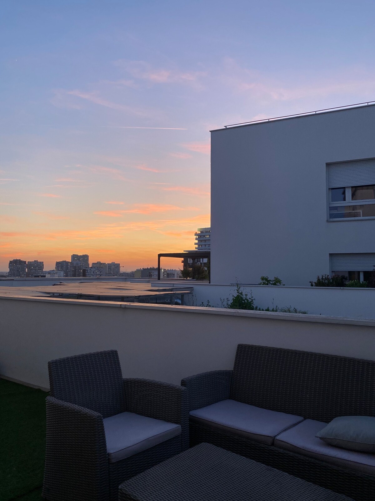 Urban Oasis: Rooftop Exclusif avec Vue Imprenable