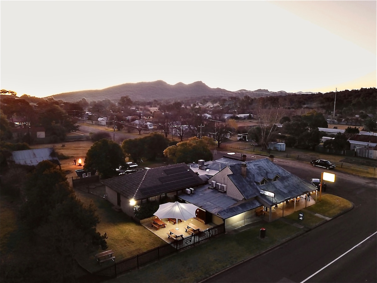 'Wake Up' at Wallabadah - Room 2