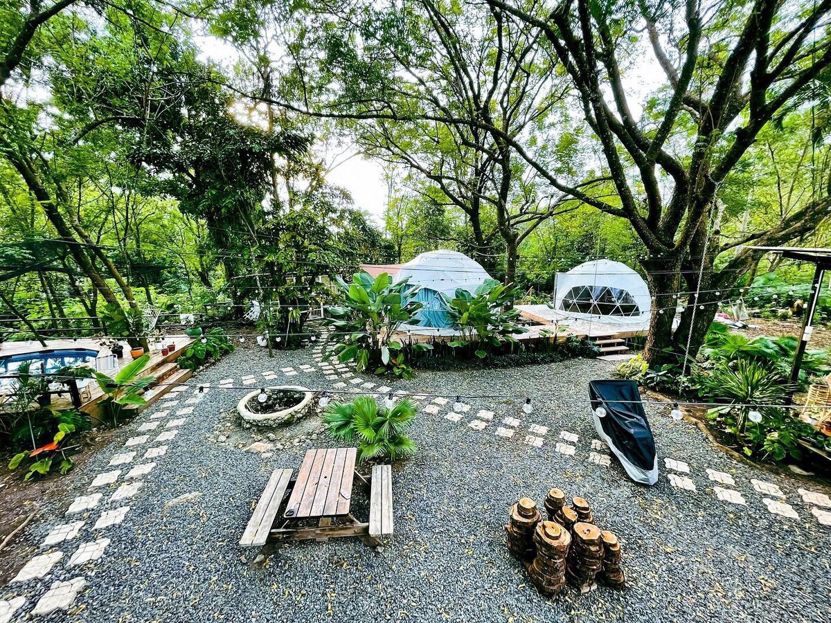 Marcela’s Glamping Site (2-4pax big dome)