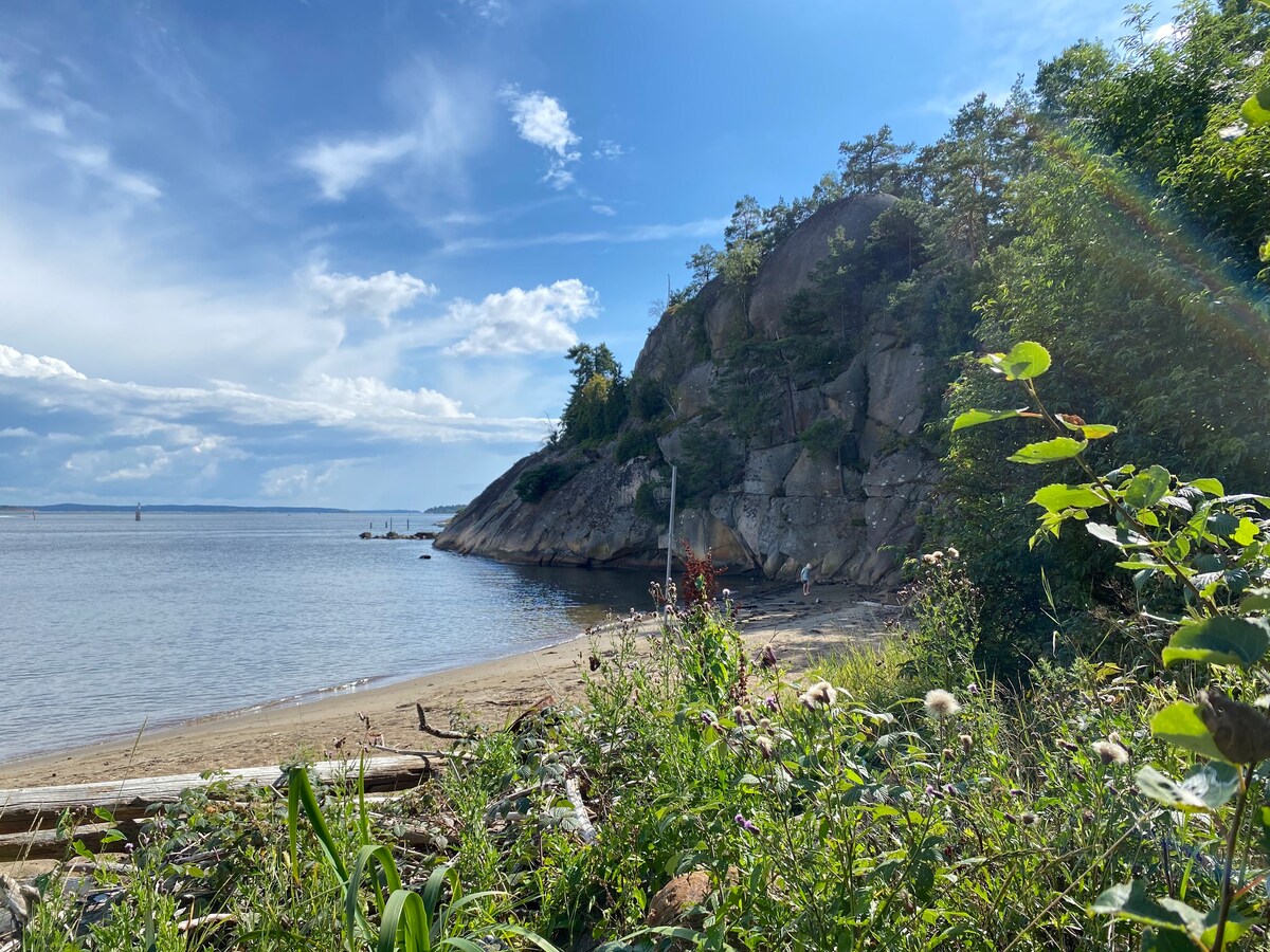 海景和宽敞的屋顶