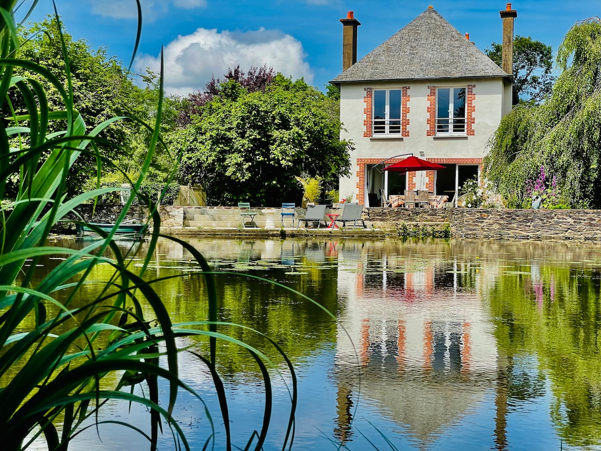 The Moulin de Bury River View House