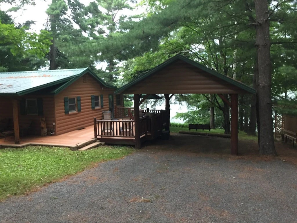 Beasley Cabin on the Lake