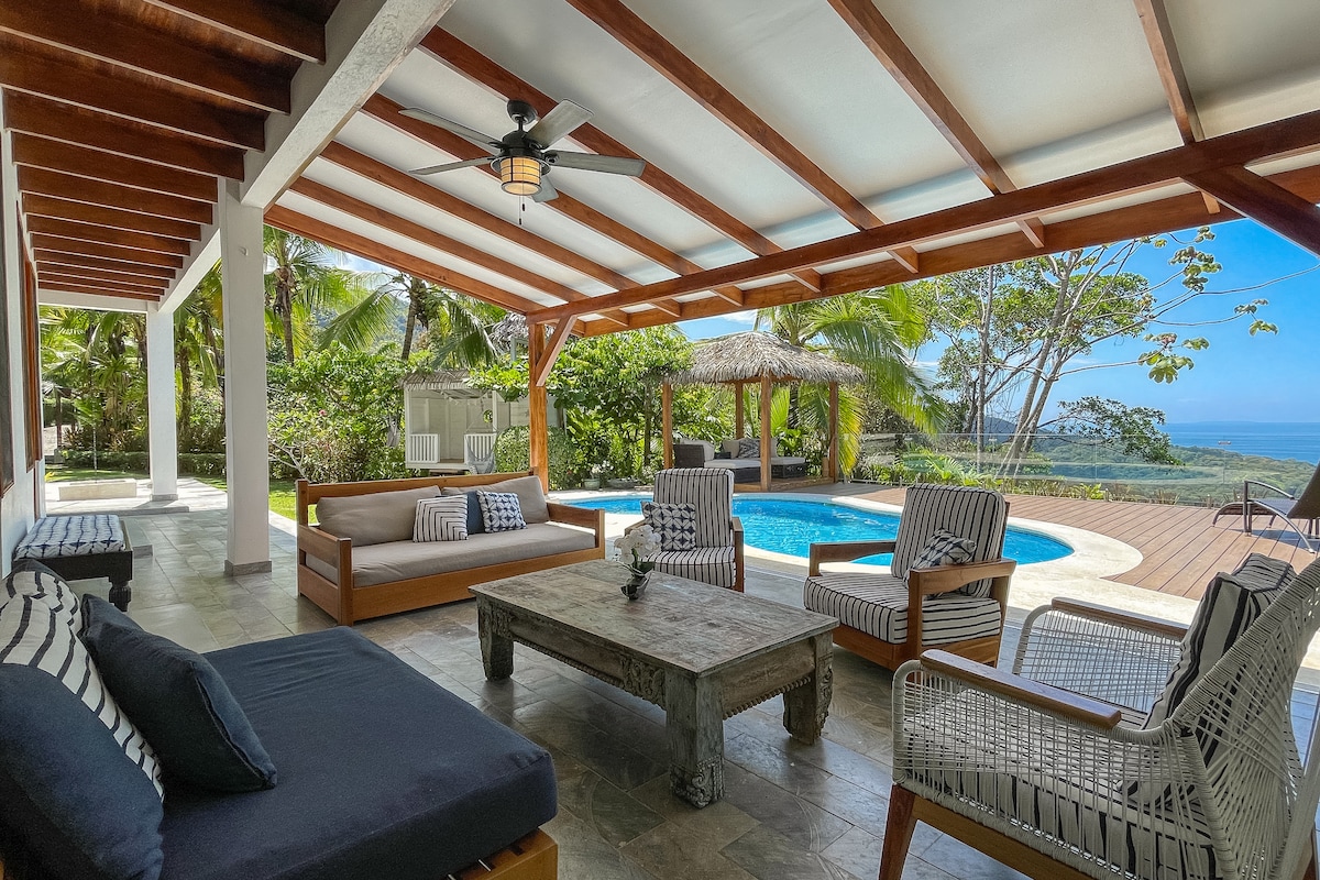 Breathtaking Ocean View! Villa Colibrí Dominical