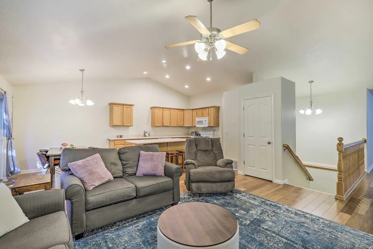 Cozy Orem Gem - Perfect Location