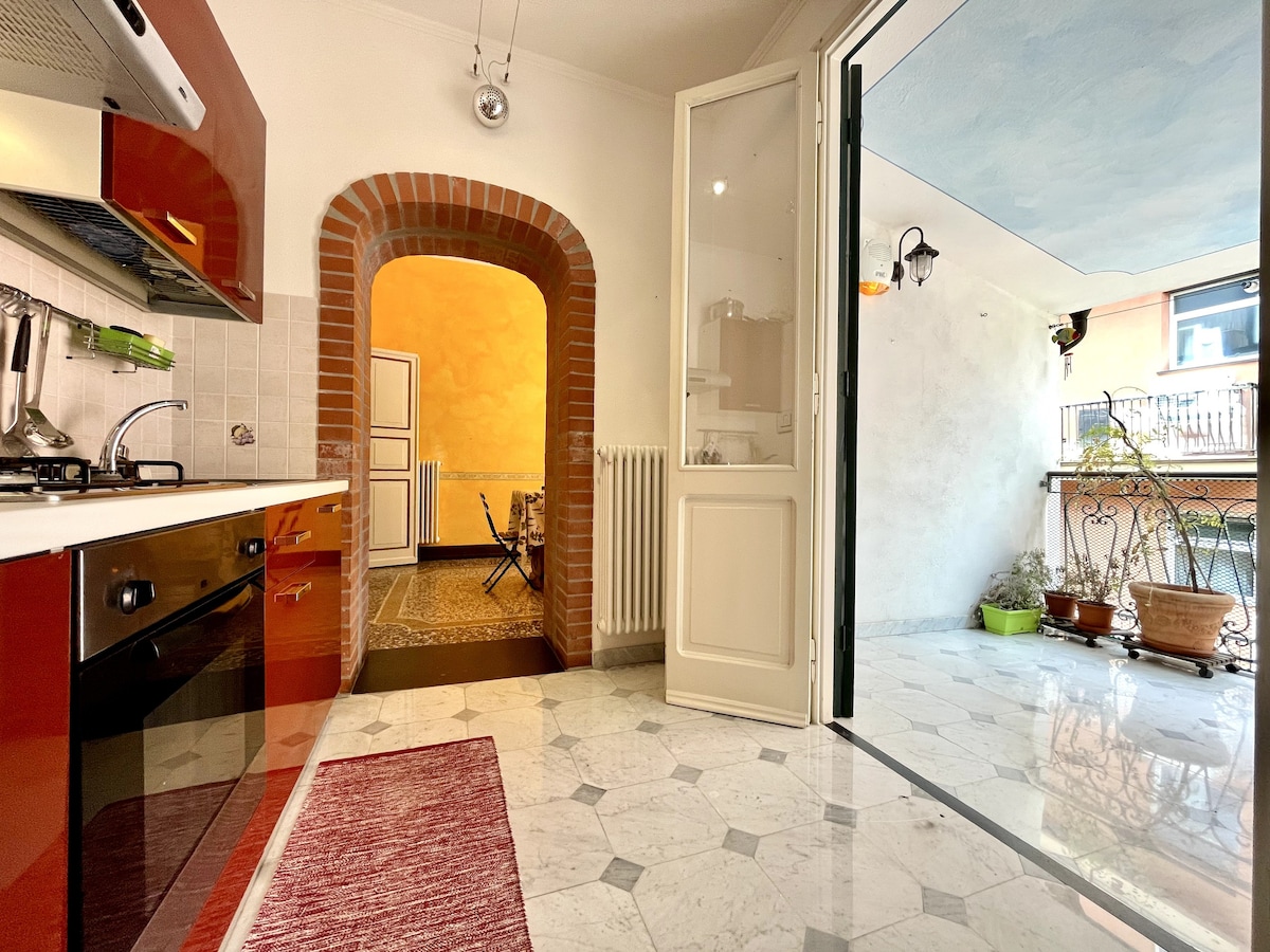 "New Italy" Luxury apartment in centro storico