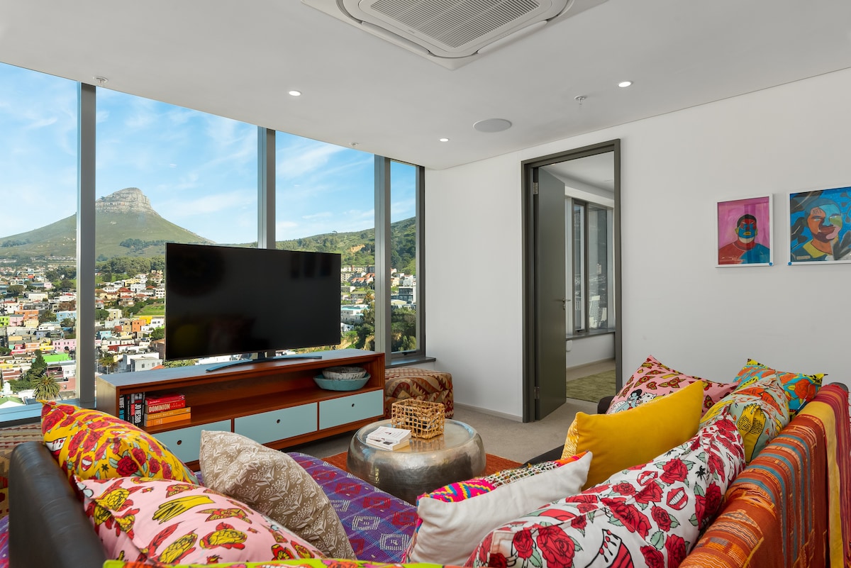Penthouse with Postcard Views and Artistic Flair