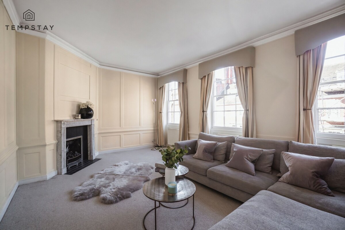 Park Street Haven: Charming 4-Bed With Parking