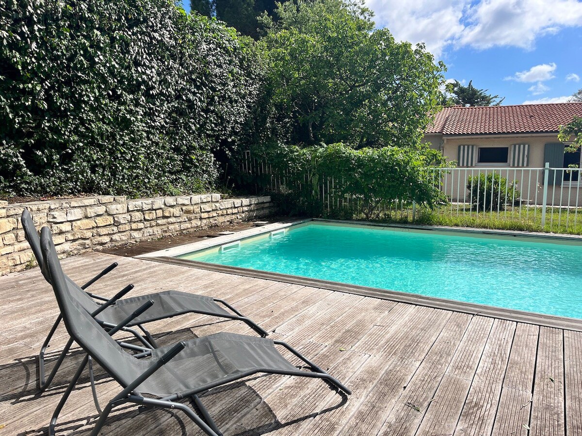 Très belle villa avec piscine