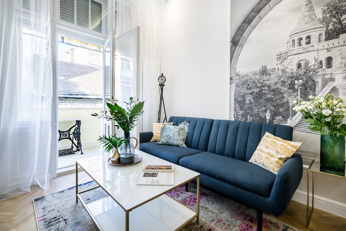 DeLux downtown -Designed apartment