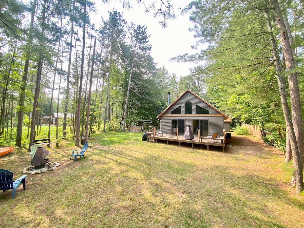 Post Lake Waterfront Cottage