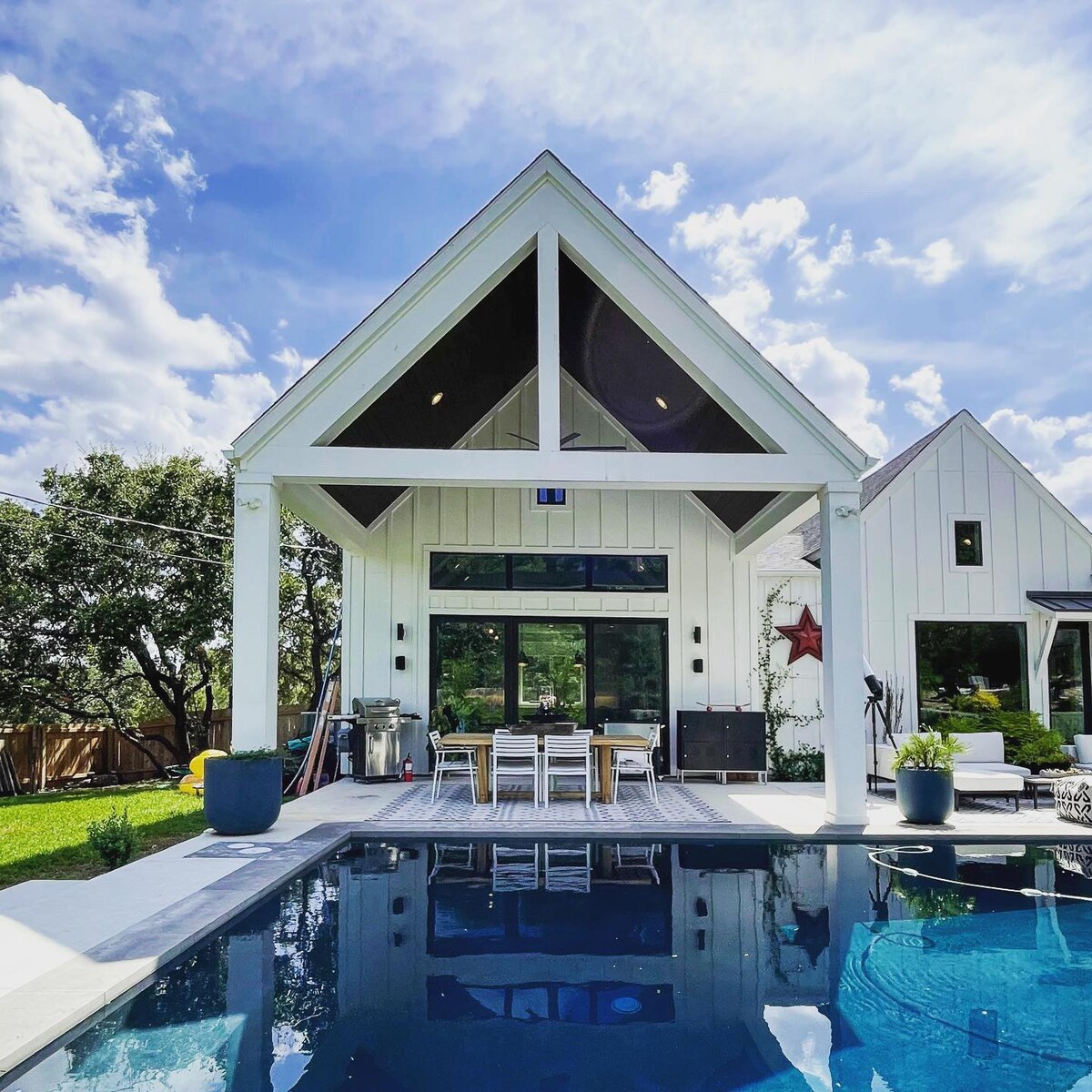 Hill Country Modern Farmhouse Oasis w/ Pool