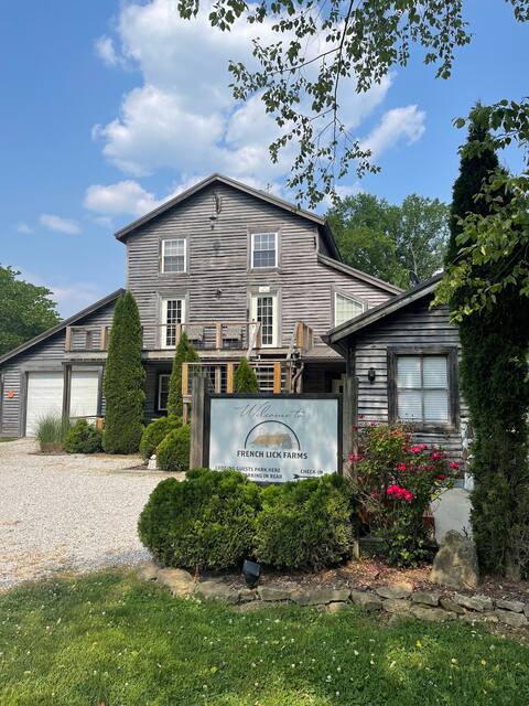 Unique 80 acre farm stay Suite