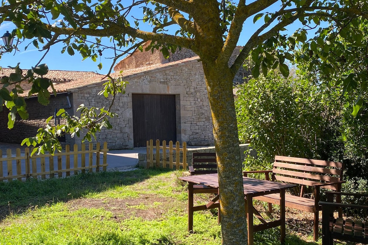 Cal Garriga, casa tranquila en plena naturaleza