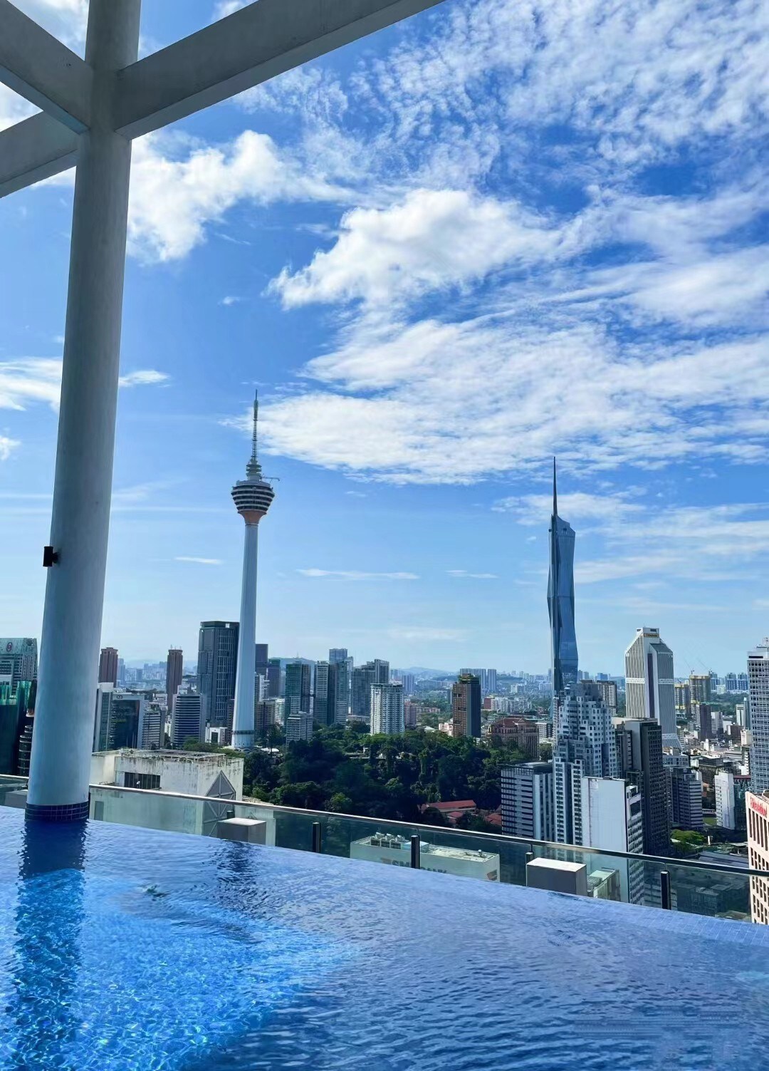 Luxe Suite Pool View Petronas Twin Towers CA