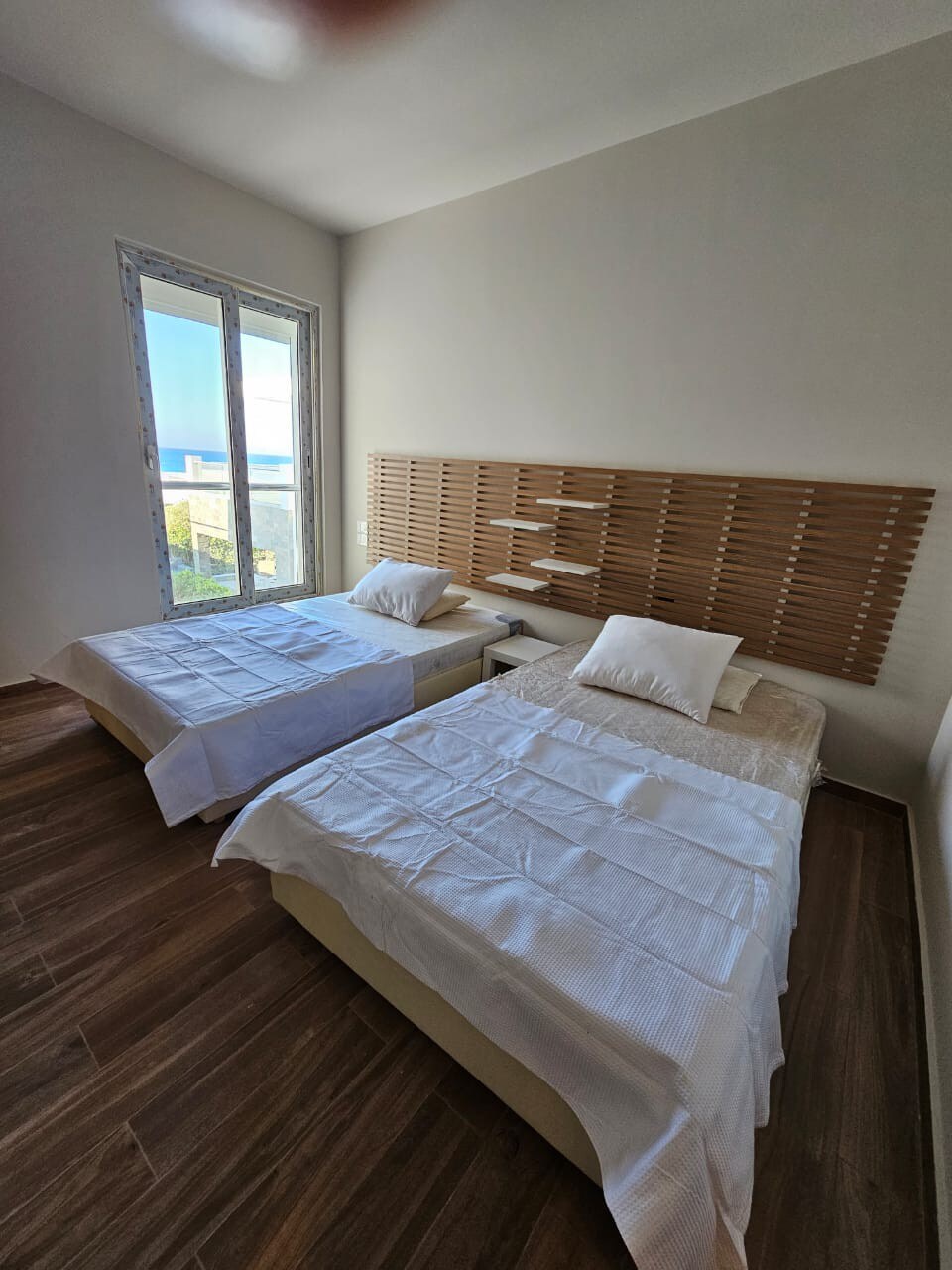 5 master bedrooms villa