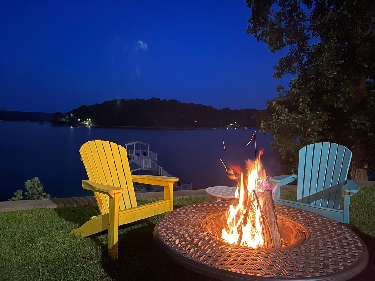 Big water views Smith Lake. Fire Pit/Outdoor Games