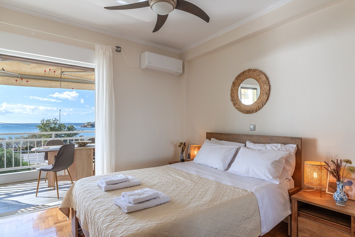 Lagonissi - Amazing sea view one-bedroom apt