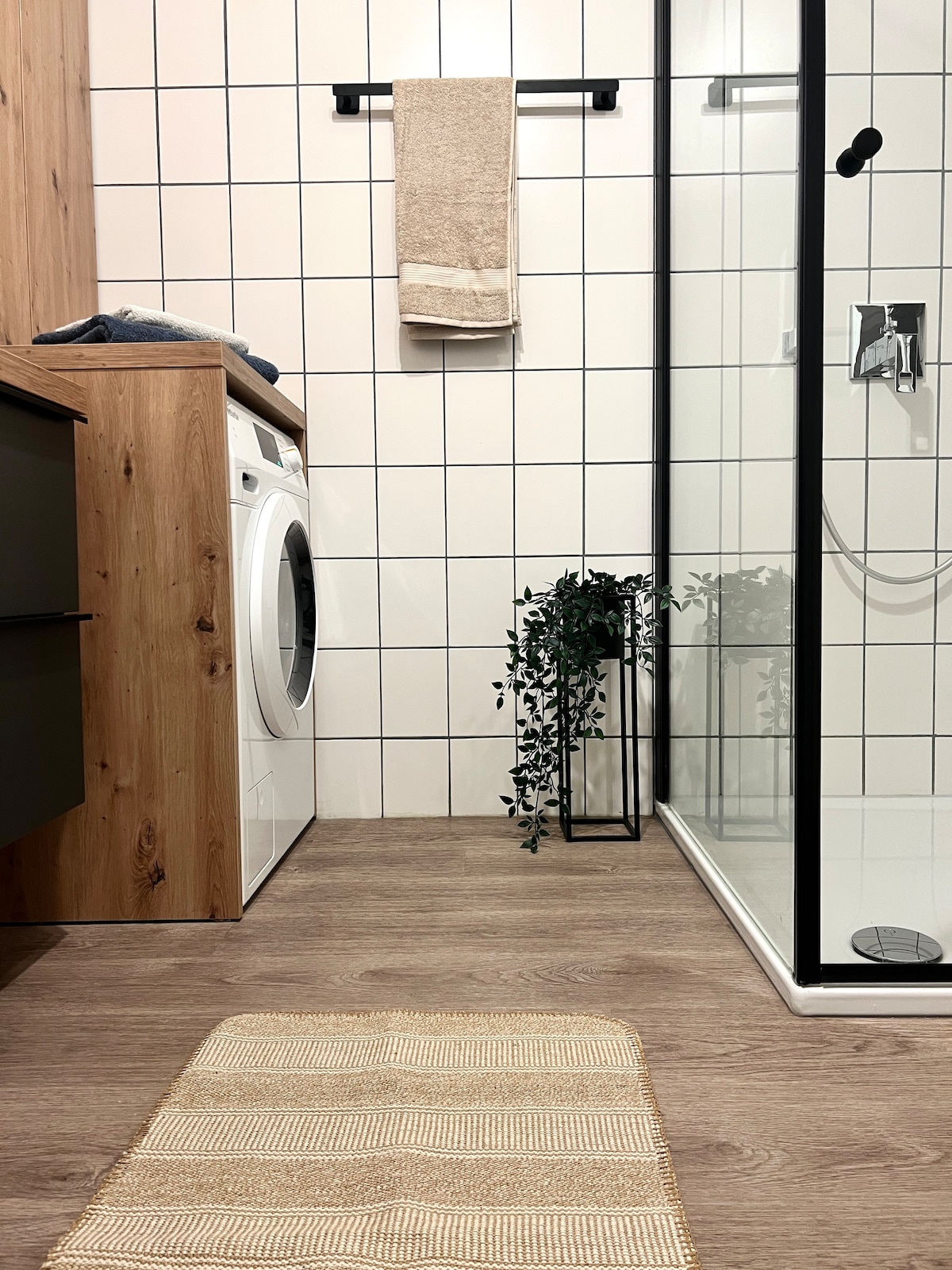 Cozy Apartment | Nähe namhafter Unternehmen OWL