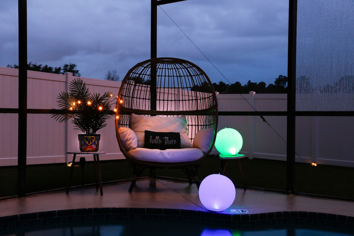 Epcot Themed Home: Private Sunset Near Disney