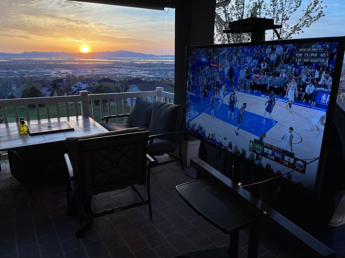 Sunsets! Indoor Sport Court, Pool Table, Hot Tub