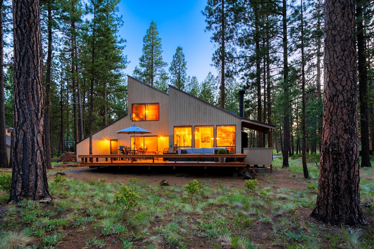 Black Butte Ranch Cabin on the 7th Fairway