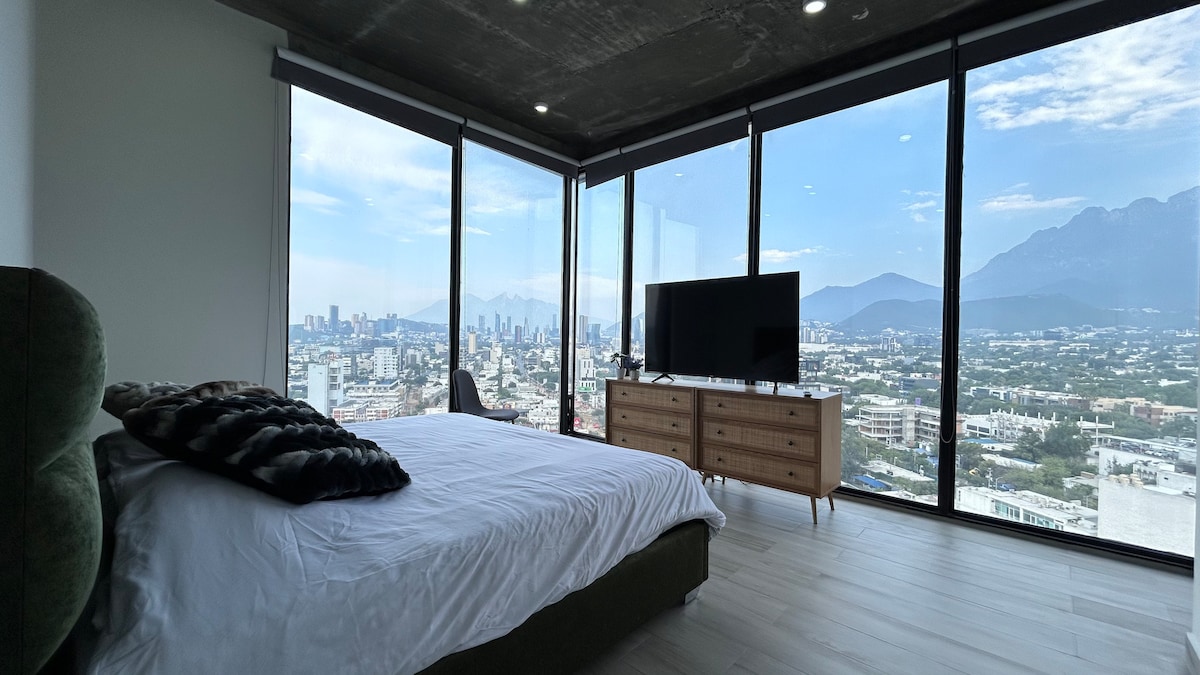 Panoramic & Cool Apartment