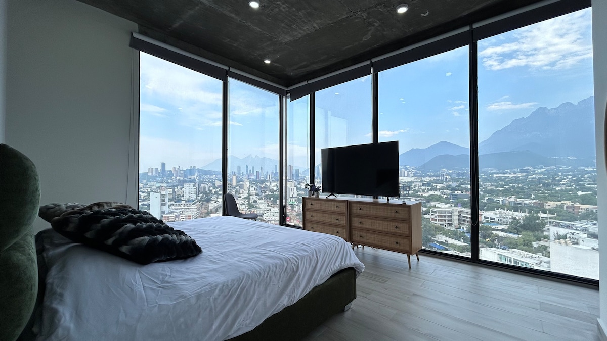 Panoramic & Cool Apartment