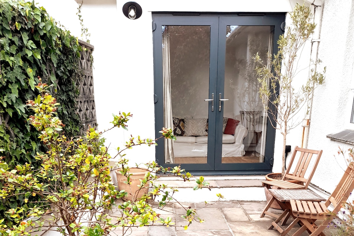 Private Garden Studio, Penryn