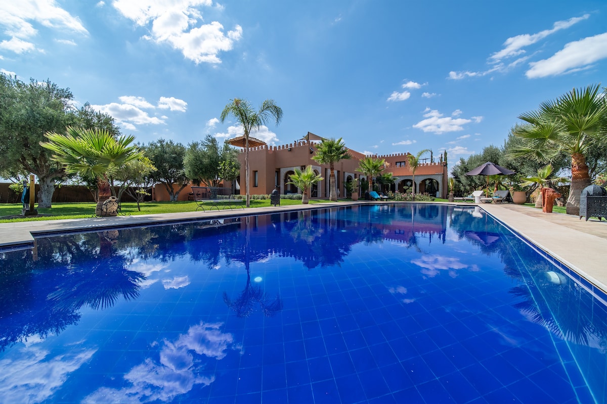 太阳别墅（ Villa Soleil ） ，带私人游泳池