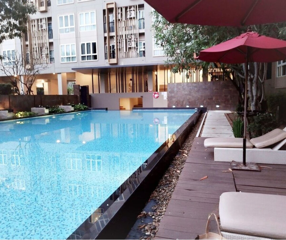 Entire Cool Condo in BKK near BTS