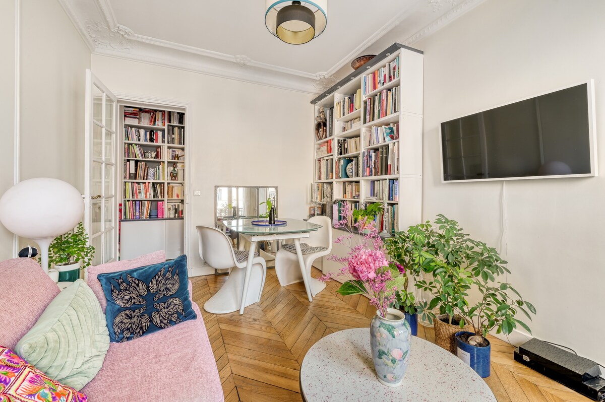 Spacious 2 Bedroom flat in 16th Arrondissement