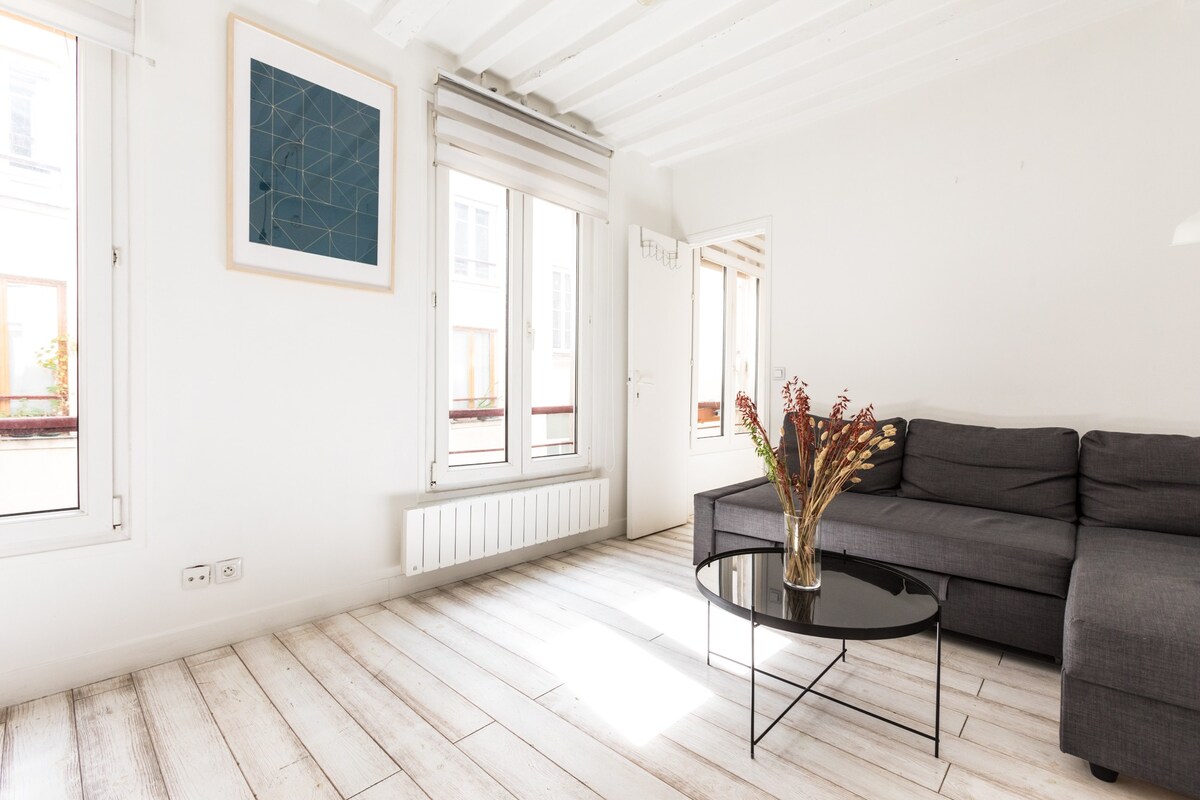 Charming one bedroom in Haut Marais