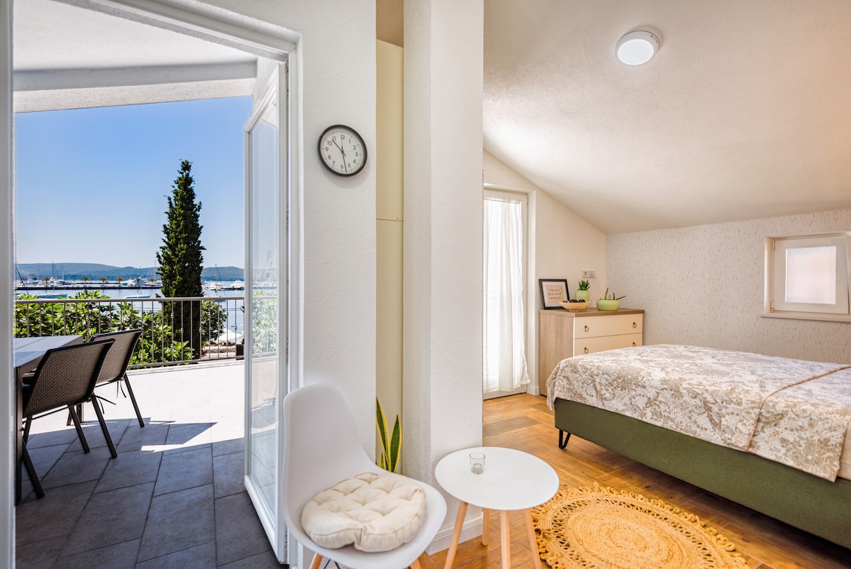 Miro Guesthouse Lux seaview 1,Tivat