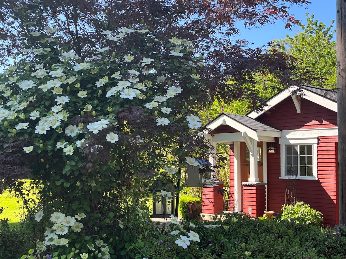 Bungalow in the Gardens